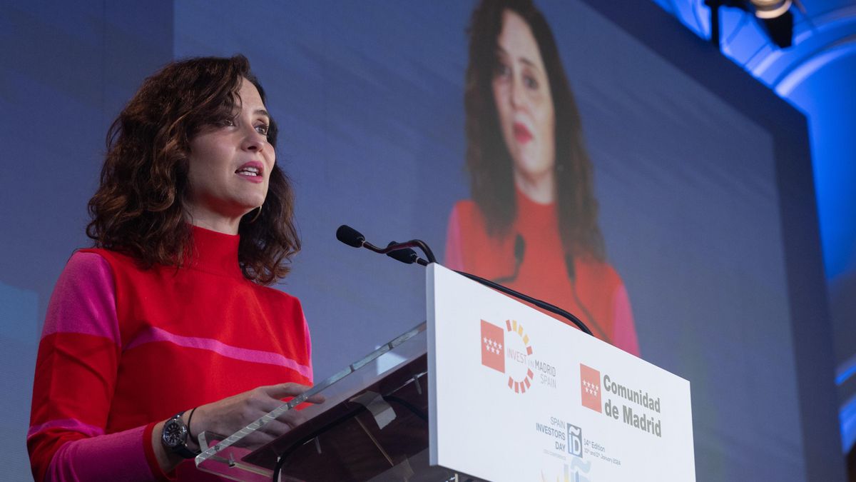 La presidenta de la Comunidad de Madrid, Isabel Díaz Ayuso, interviene durante la segunda y última jornada de la XIV edición de Spain Investors Day, en el Hotel Mandarin Oriental Ritz, a 11 de enero de 2024