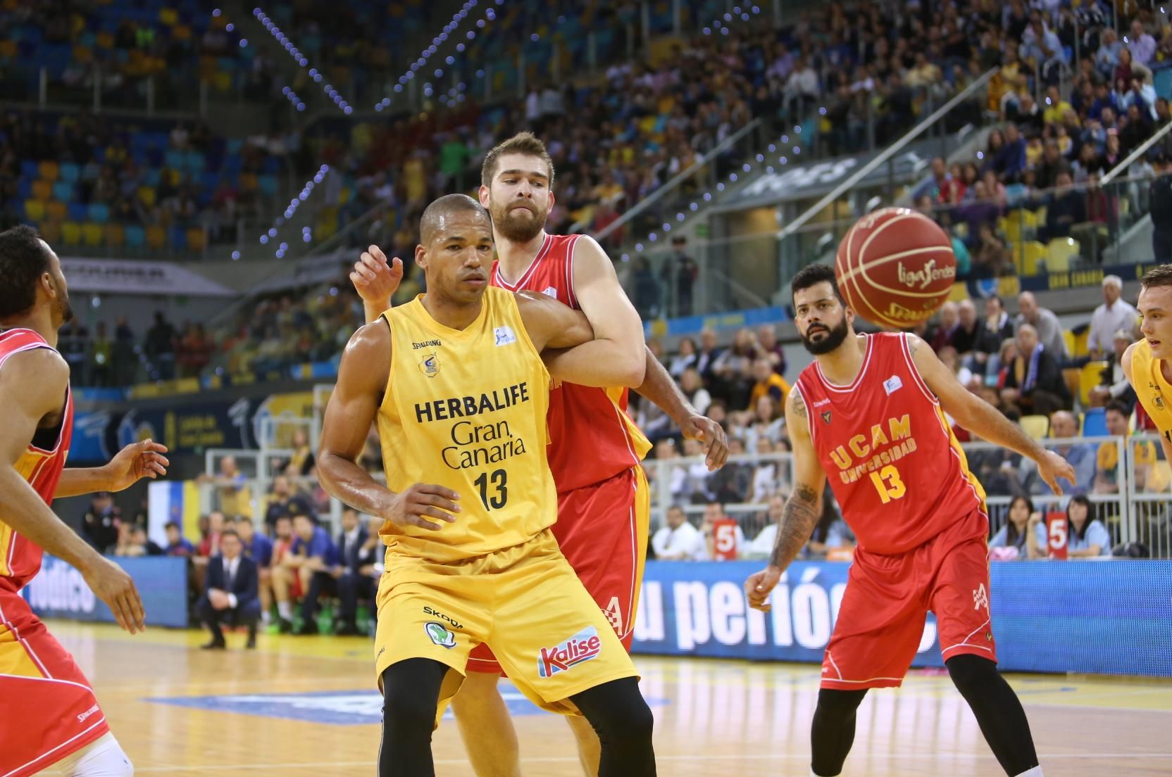 Imágenes del encuentro entre el Herbalife Gran Canaria y el UCAM Murcia en el Gran Canaria Arena. (Alejandro Ramos).