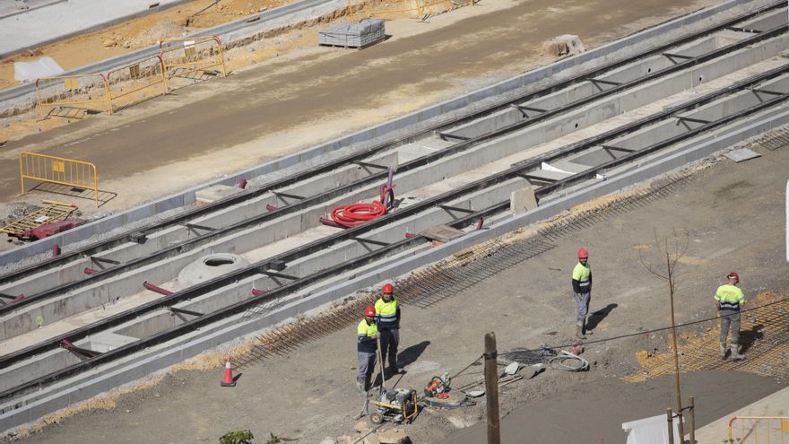 Obras del tranvía de Sevilla.