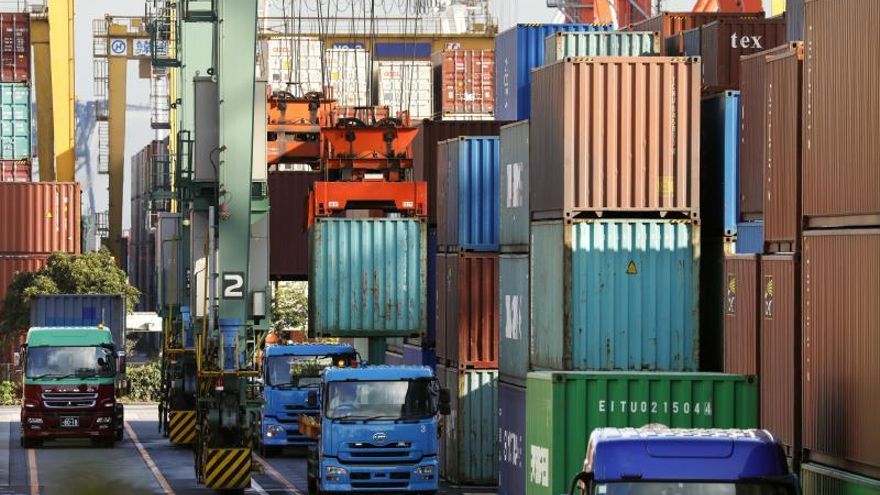 El PIB de Japón se contrajo un 1,2 % interanual entre julio y septiembre