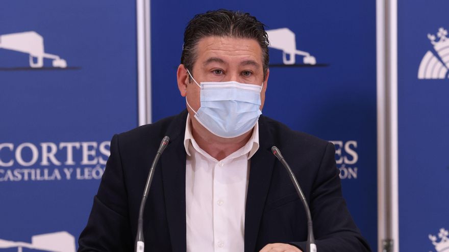 El cabeza de lista de la Unión del Pueblo Leonés, Luis Mariano Santos.