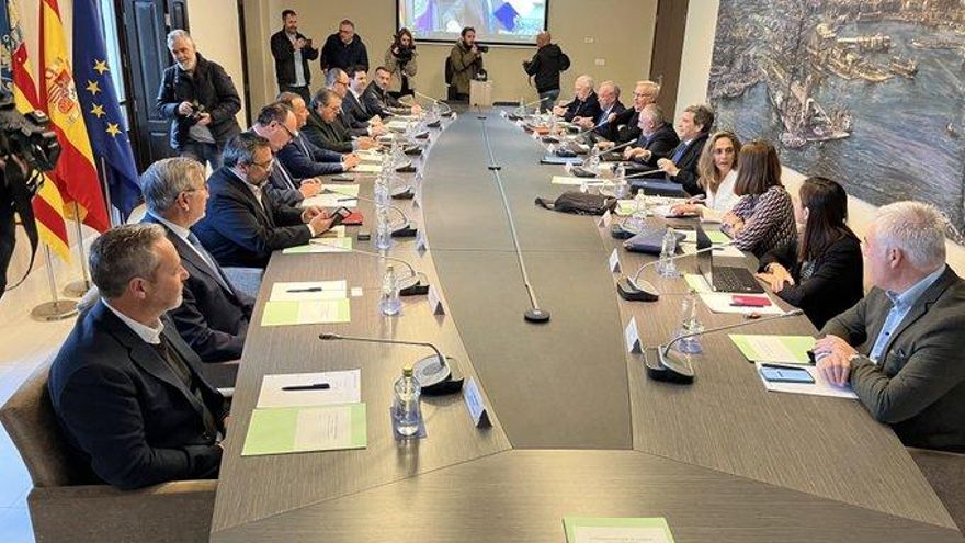 El Puerto de València aprueba su ampliación en contra de parte del Consell y del alcalde que dice que "es perjudicial para la ciudad"