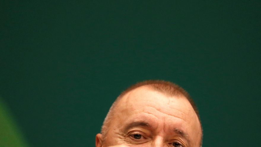 Pérez-Reverte dice que los migrantes africanos "van a ganar y lo merecen"