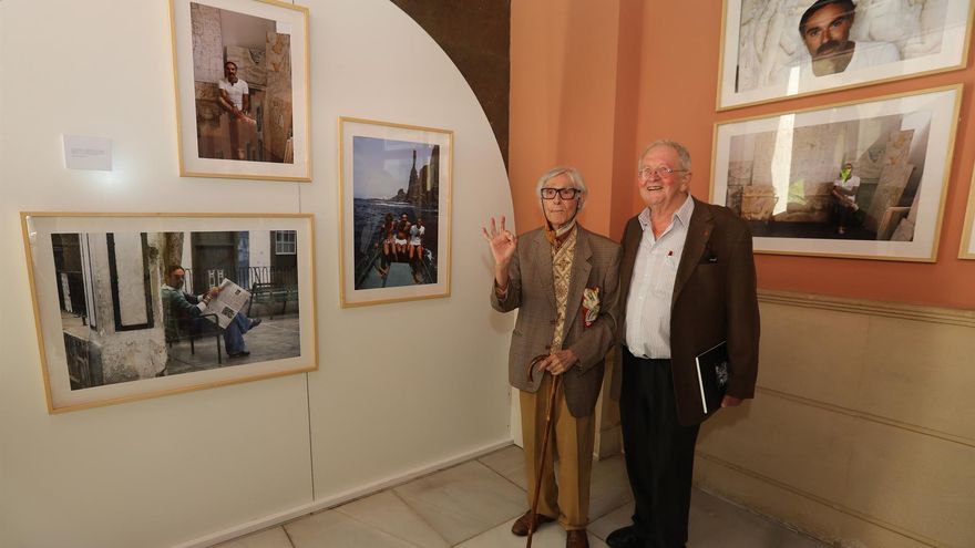 El fotógrafo Linus G. Jauslin y el pintor Pepe Dámaso