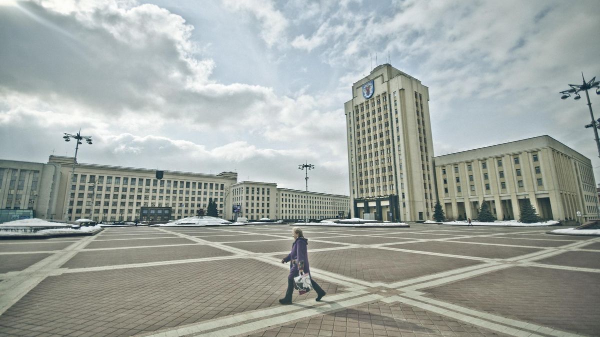 Plaza de la Libertad en el epicentro de Minsk.