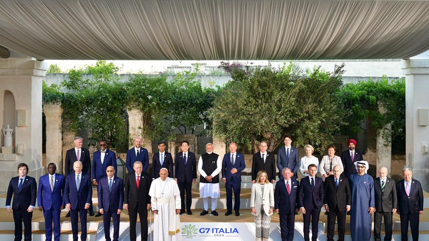 Milei en el G7 a la italiana de Meloni con Bergoglio