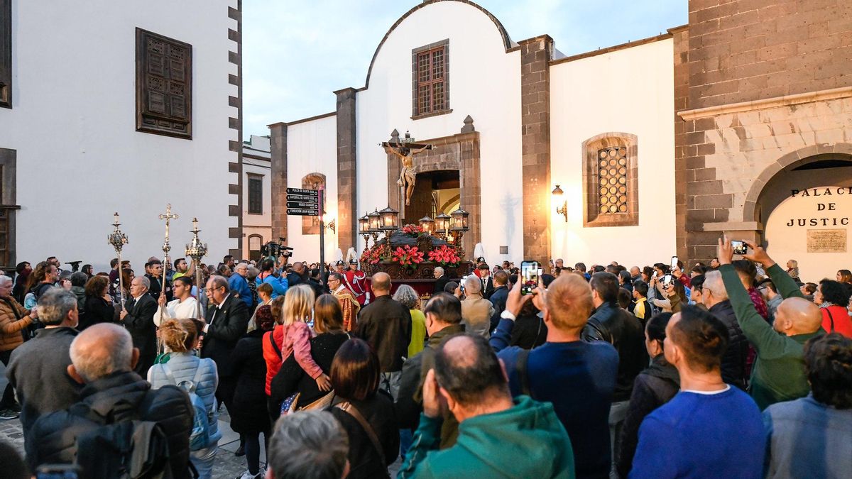 Foto de archivo de una procesión de Semana Santa en Las Palmas de Gran Canaria.