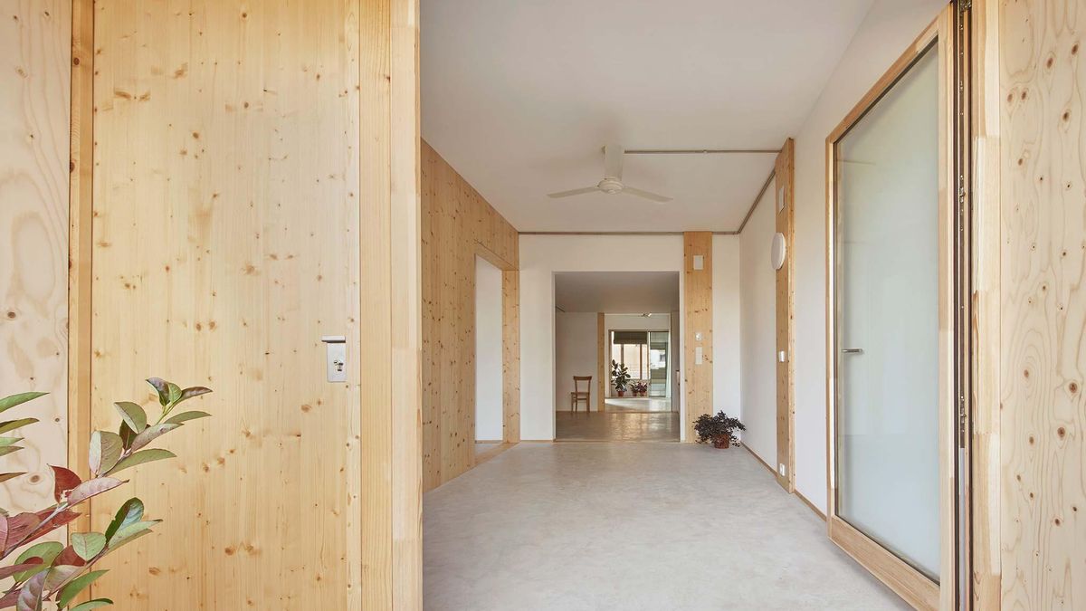 Bloque 6x6 por Bosch.Capdeferro Arquitectura en Girona.