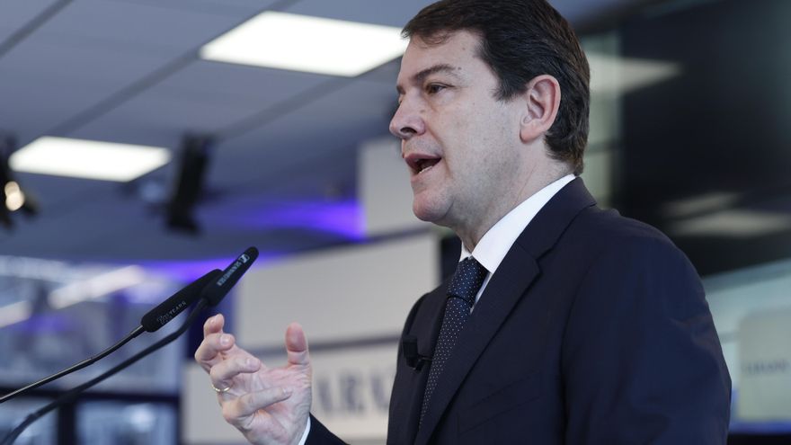 Mañueco (PP) dice condenar "todo tipo de violencia" tras la agresión a Sánchez