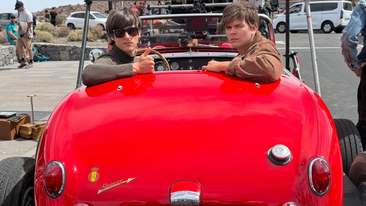 Una película revive las vacaciones de los Beatles en Tenerife: todo sobre el rodaje y el reparto