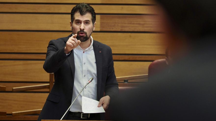 El Pleno de las Cortes de Castilla y León, salpicado de reproches por la detención de un procurador socialista