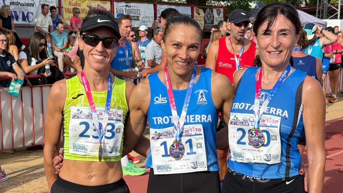 Podio femenino en La Carlota