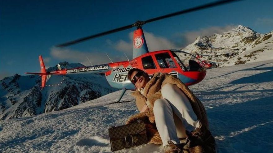 De pasajes sociales a un vuelo privado con Tini Stoessel, la vida de un cuestionado influencer en Tierra del Fuego