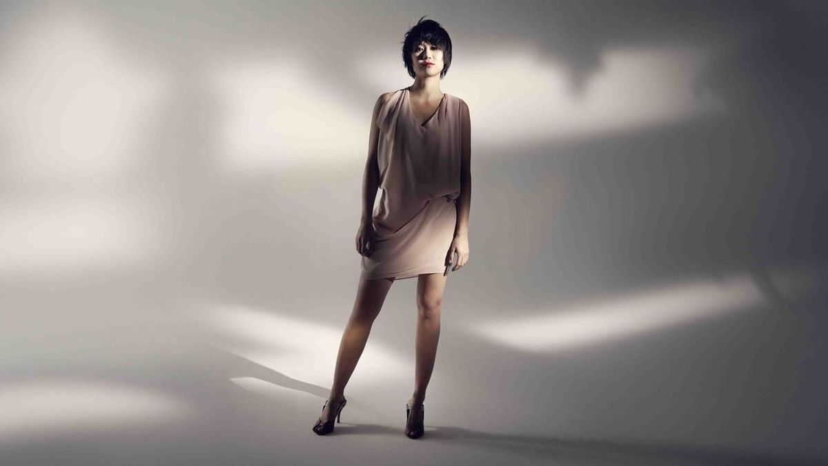 La célebre pianista china Yuja Wang interpreta este sábado en el Palau de la Música de Valencia los Preludios de Chopin