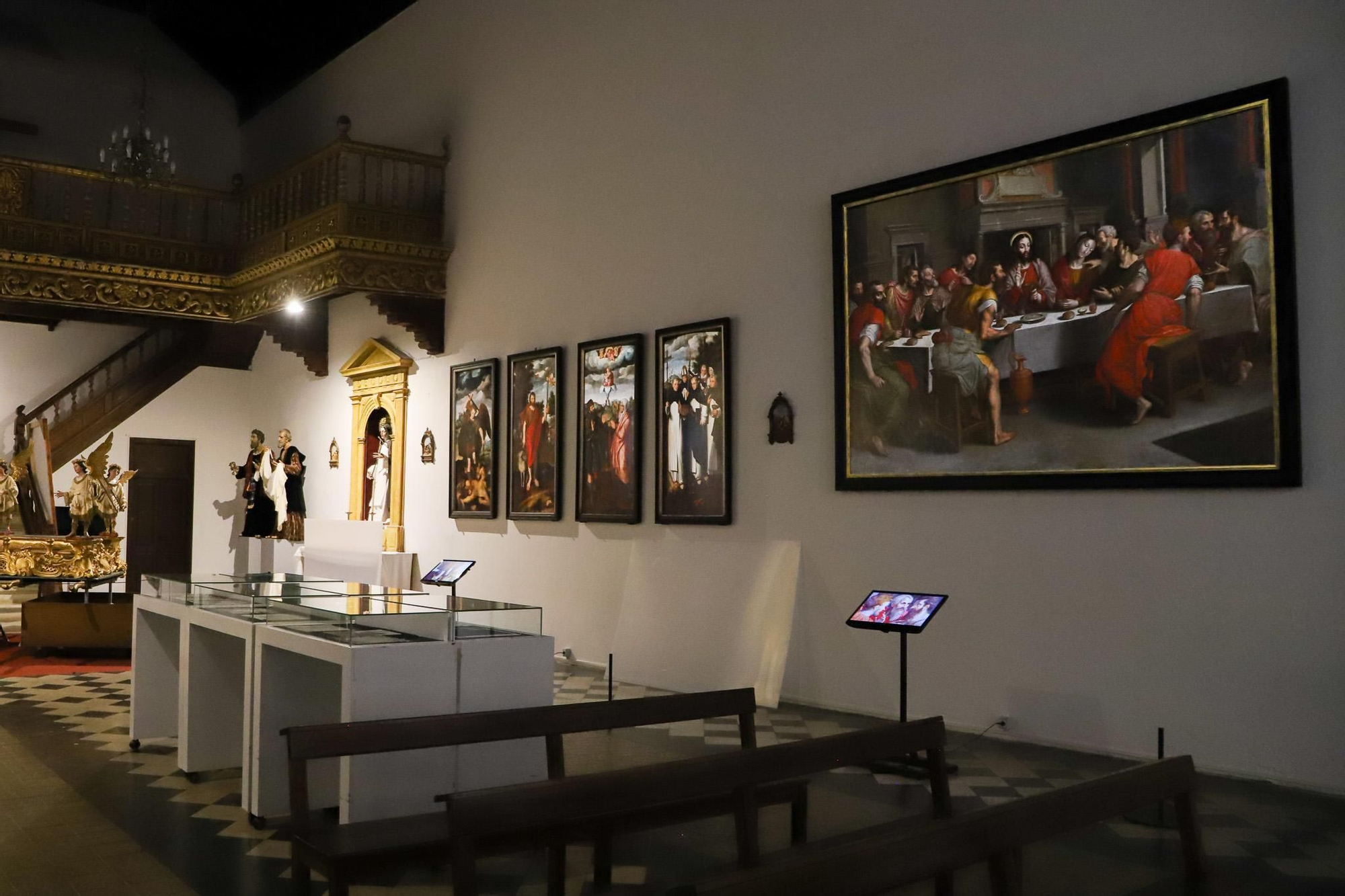 La iglesia de Santo Domingo inaugura su colección museística con tesoros de arte canario y flamenco.