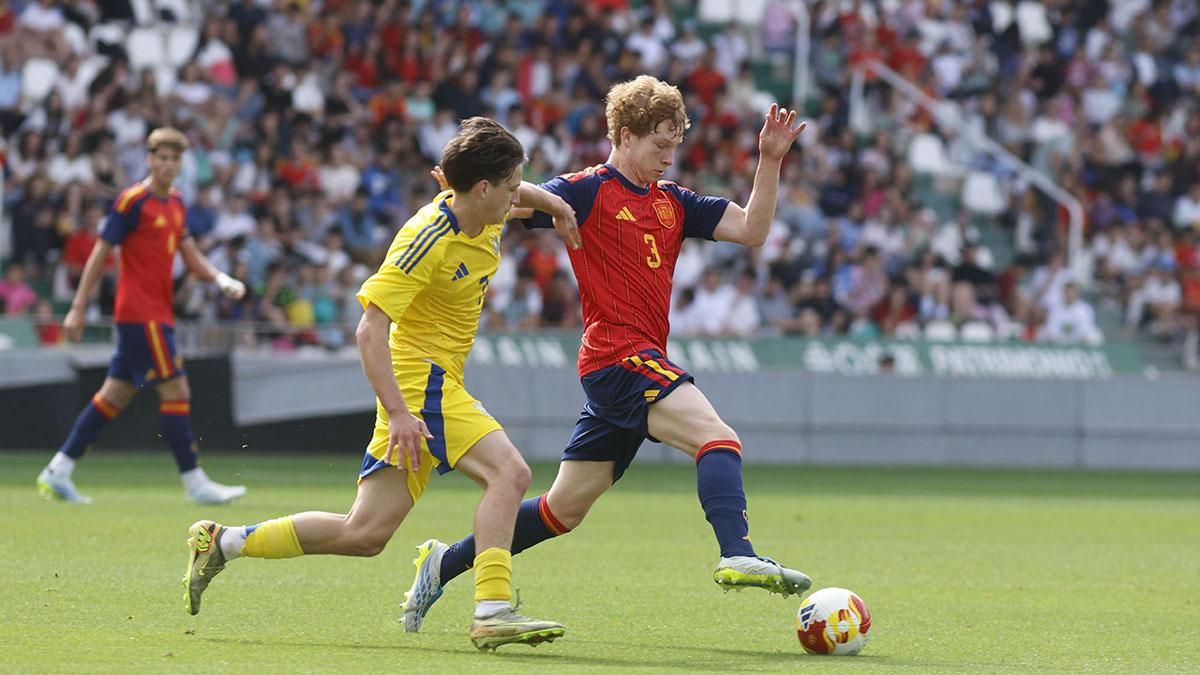 Las imágenes del partido España - Ucrania Sub 17 en El Arcángel