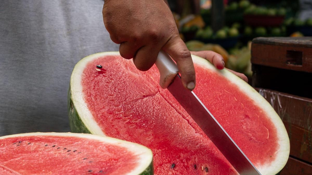 Con yogur, kéfir o en flan: tres postres rápidos y saludables para disfrutar de la sandía