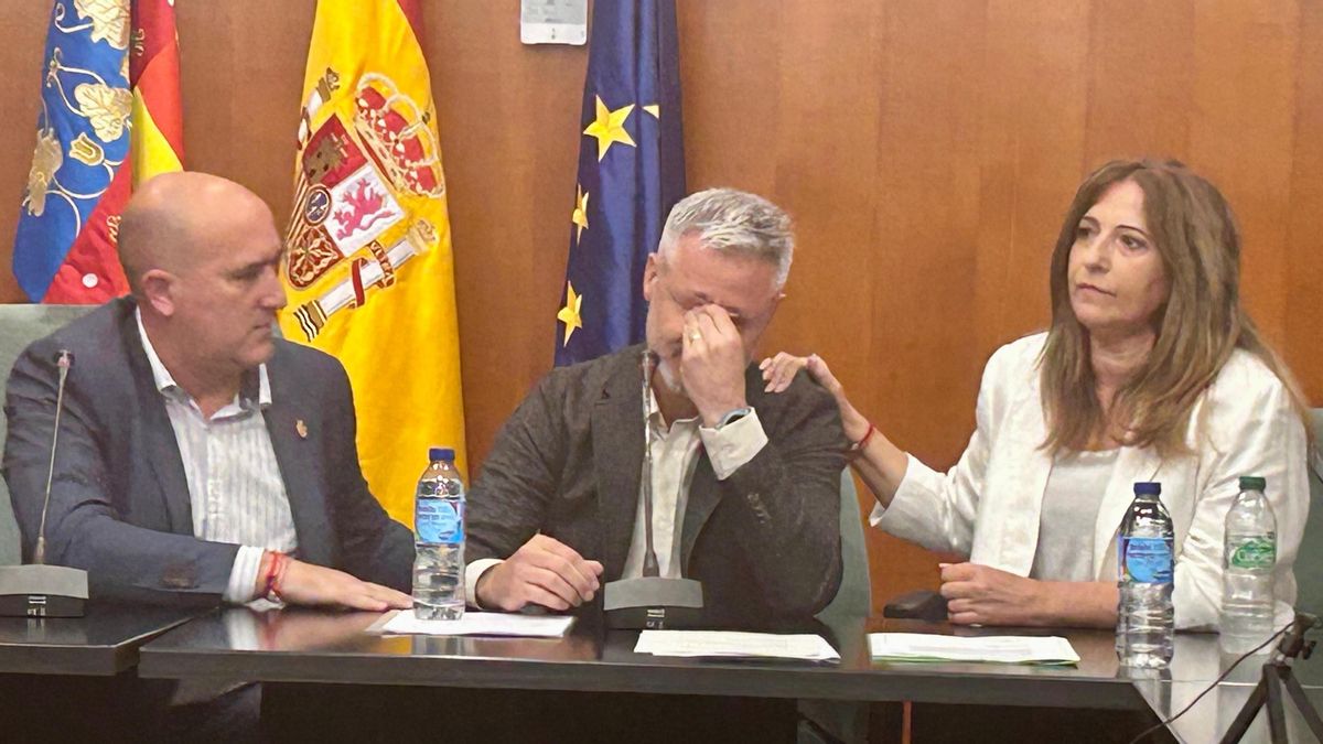 El nuevo alcalde de Massamagrell, Paco Gómez, junto al concejal de Veïns, Juan Zamorano.