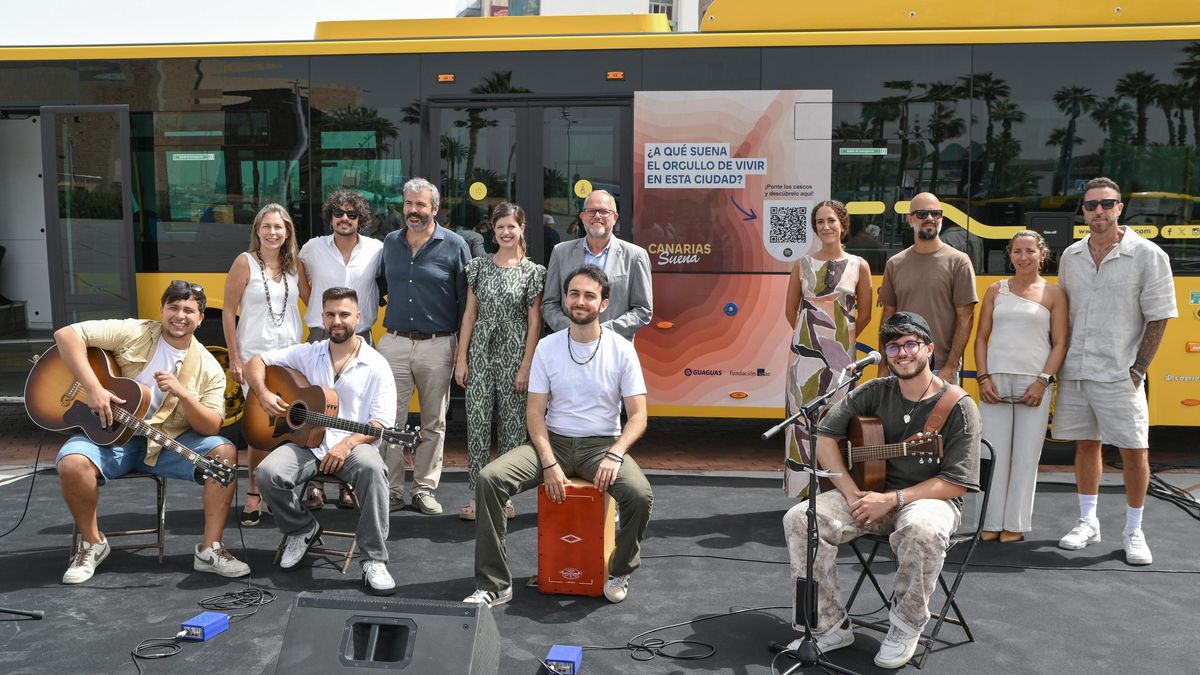 Presentación del proyecto Canarias Suena, este miércoles frente al Auditorio Alfredo Kraus.