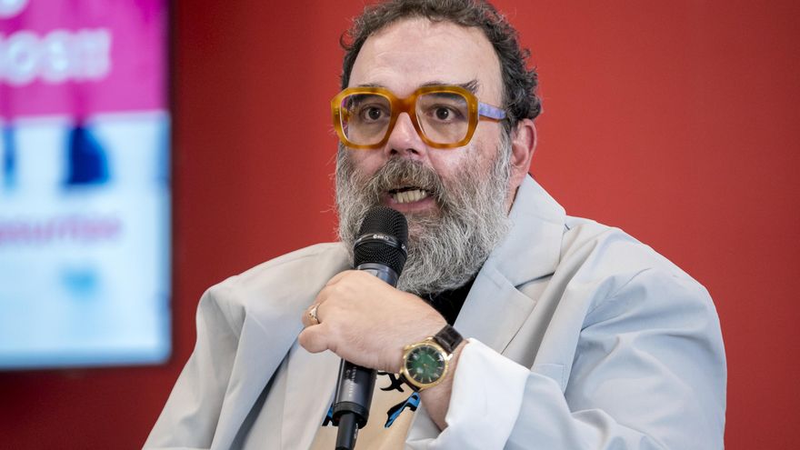 Los Comuns ven con optimismo la candidatura de Bob Pop tras la sorpresa inicial: "Ha ido por su cuenta y riesgo"