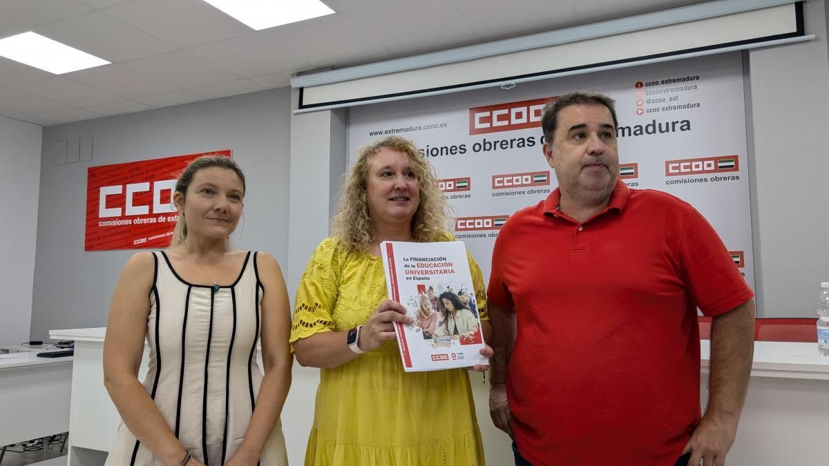 CCOO critica la "alfombra roja" de Extremadura a las universidades privadas para que "compitan" con la pública