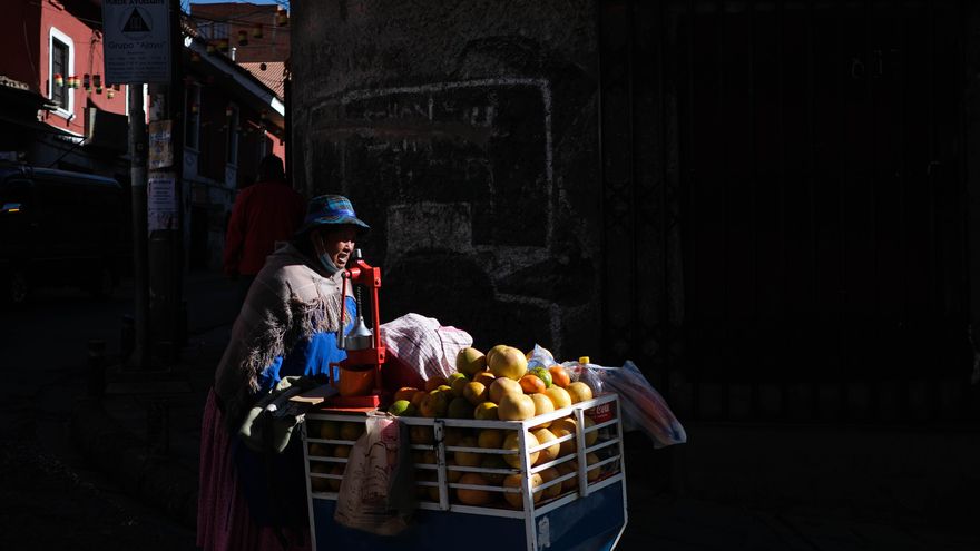 Bolivia reporta inflación de 5,5 % por alza en importaciones y "contrabando a la inversa"