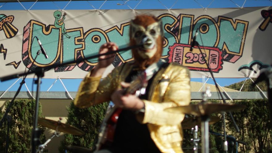 Música y ciencia ficción: una ola de punk pop aterriza en Cabo de Gata