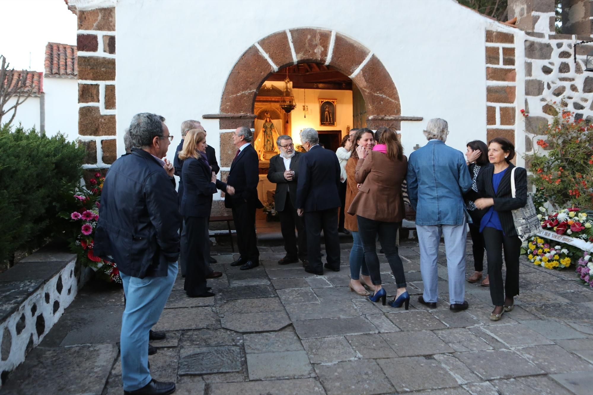 Capilla ardiente del historiador Antonio Bethencourt Massieu.