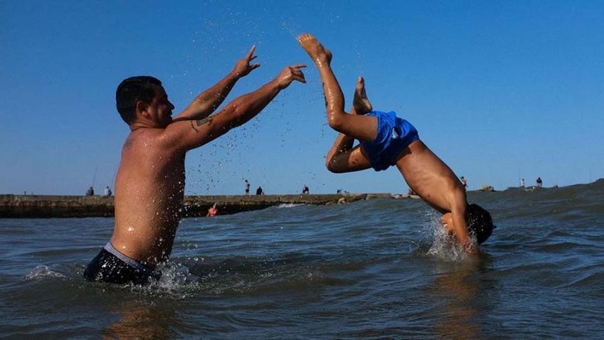 ¿Qué hago si doy positivo de covid durante las vacaciones?