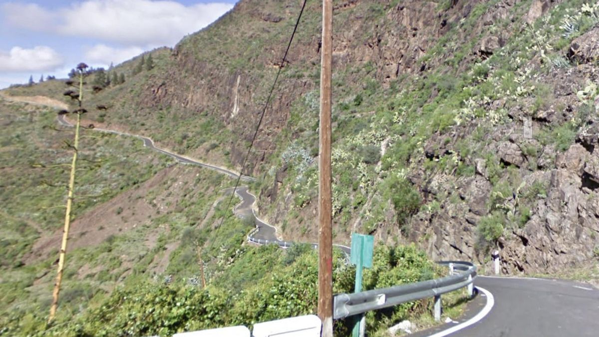 Gran Canaria mantiene tres vías cerradas y amplia la prealerta por desprendimientos