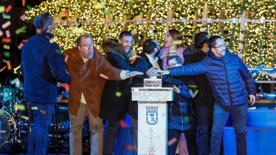 Horario de las luces de Navidad en Madrid y del encendido de este jueves: ubicación y actuación sorpresa