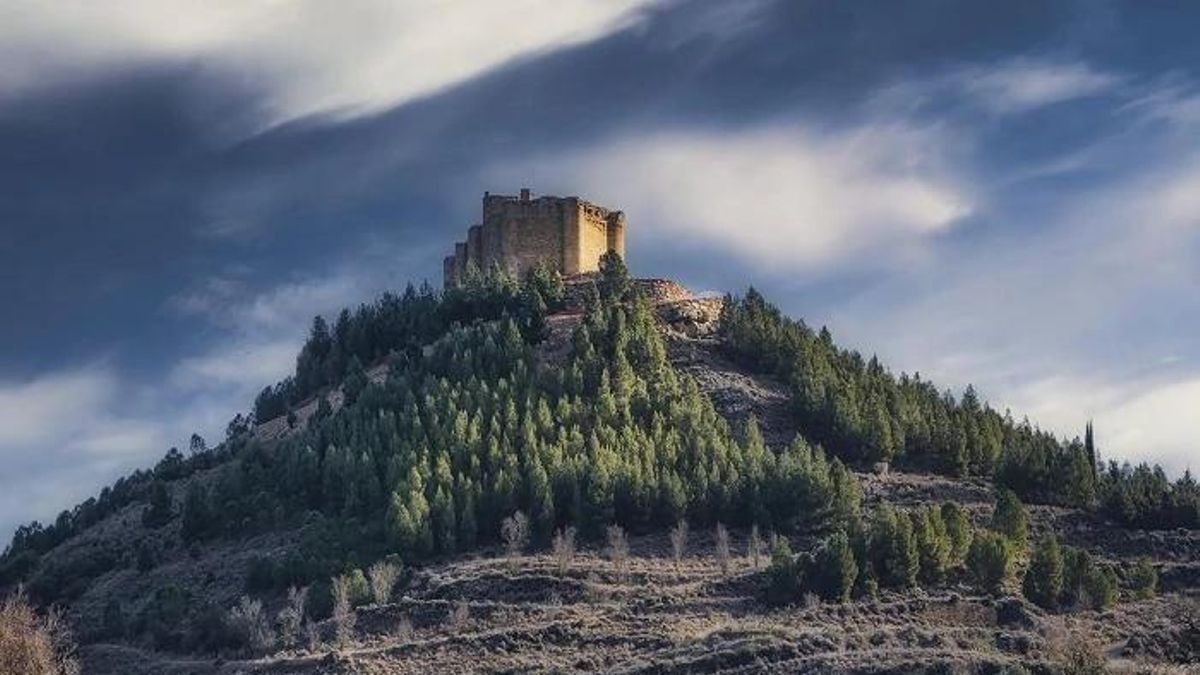 Centinelas de piedra: un viaje por los castillos y fortalezas de La Rioja