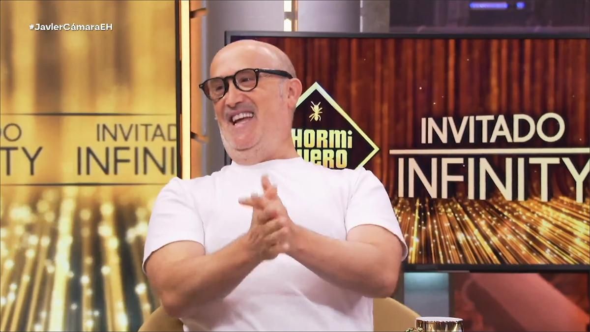 Javier Cámara dona a los enfermos de ELA el regalo de 'El Hormiguero' por ser invitado Infinity