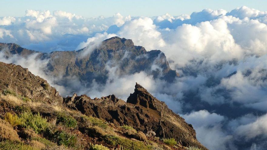Predominio de cielos nubosos este martes en Canarias