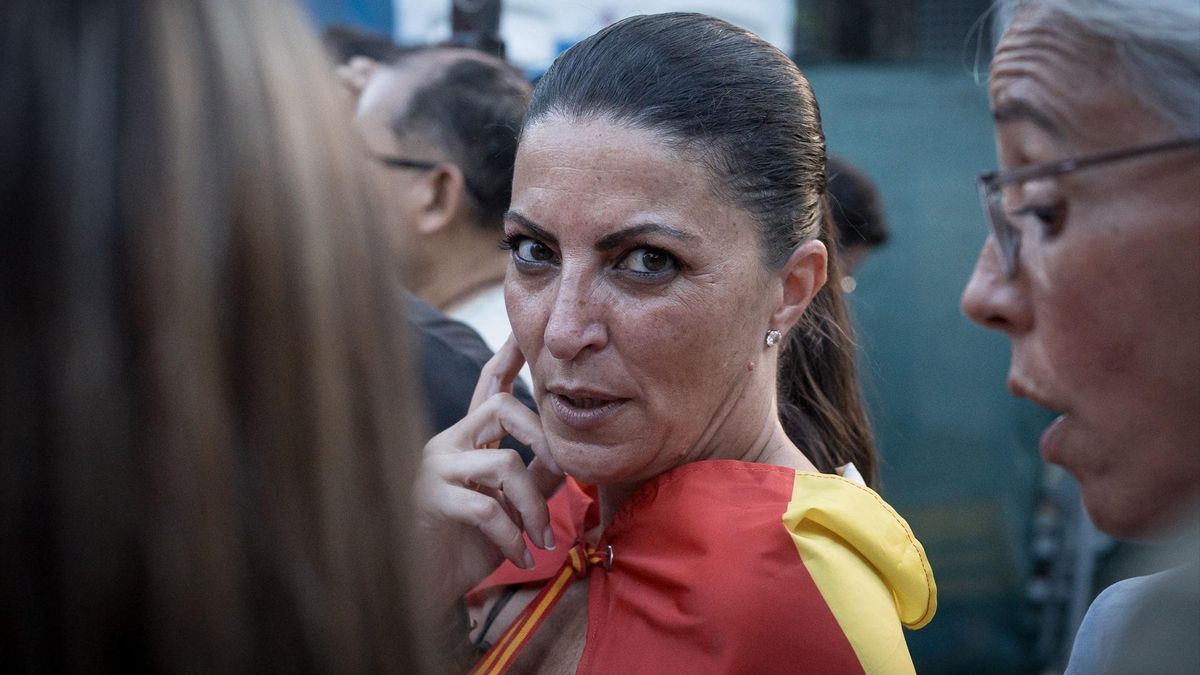 La exdirigente de Vox Macarena Olona llama a que no se grabe la actuación policial en Ceuta para "tener los barrios limpios"