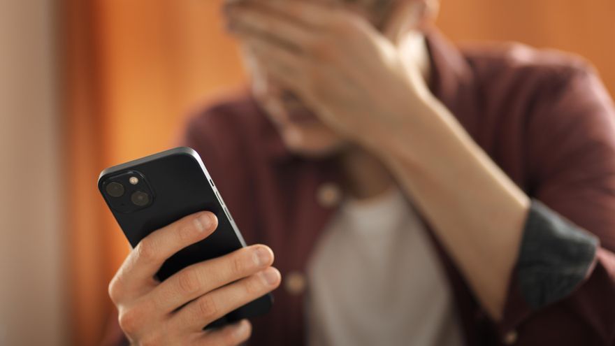 ¿Harto de llamadas de "hemos recibido tu currículum"? Así puedes bloquear las llamadas ‘spam’ a tu móvil