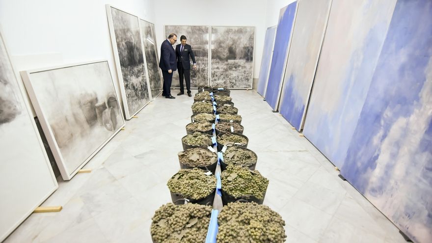 La plenitud de las obras de Carmen Laffón se queda en Andalucía