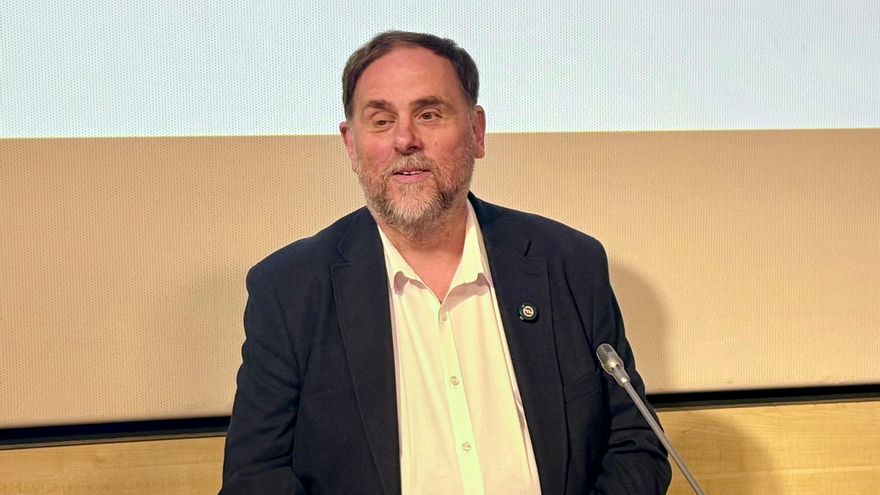 El líder de ERC, Oriol Junqueras, en un encuentro con estudiantes de periodismo de la Universitat Pompeu Fabra (UPF) en Barcelona.