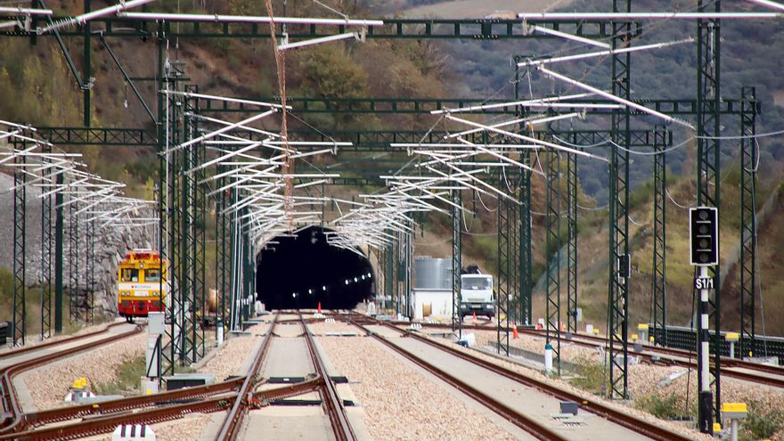 El Gobierno corregirá y compensará tras 20 años la fuga de agua de León a Asturias por la variante de Pajares