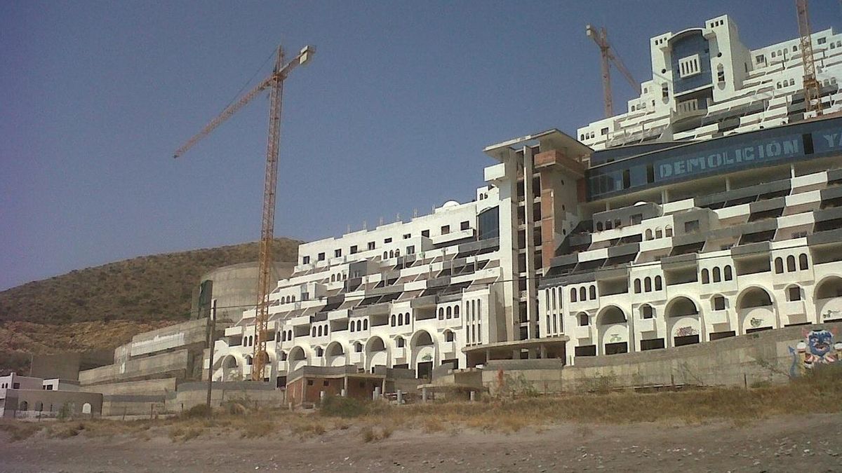 TS declara la zona de construcción de El Algarrobico como no urbanizable