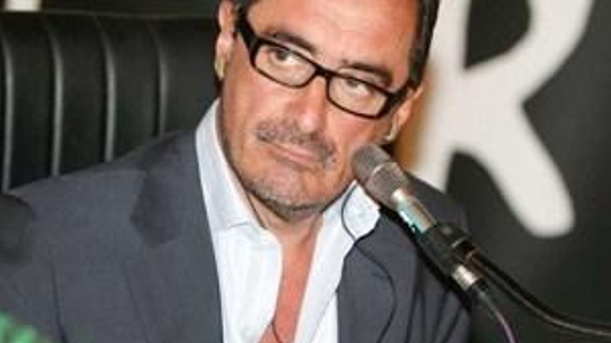 Carlotti (Atresmedia) critica la entrevista de Carlos Herrera en TVE