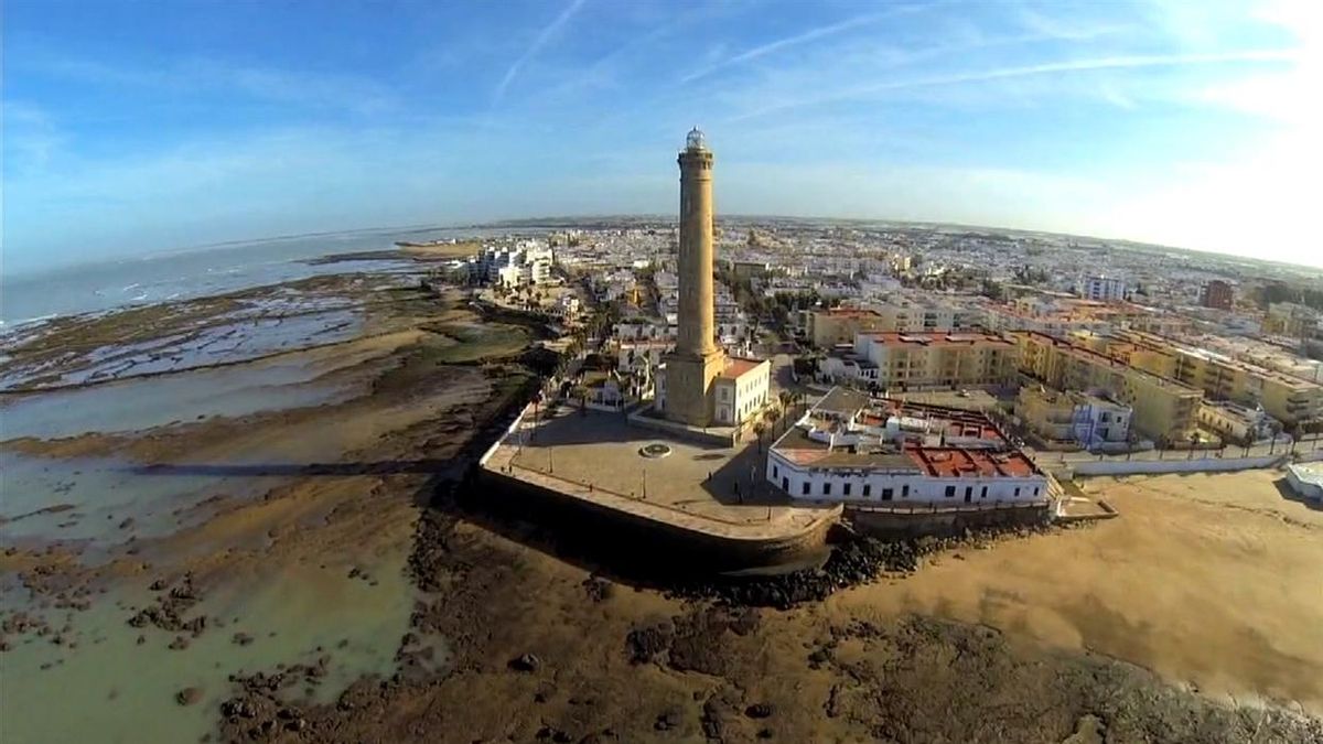 Faro de Chipiona, en Cádiz.