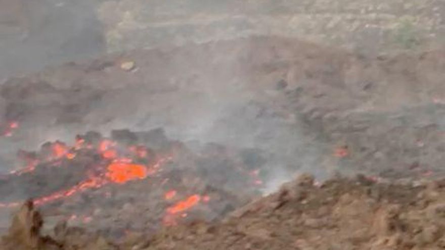 Así discurre la lava por el valle de Aridane, en La Palma