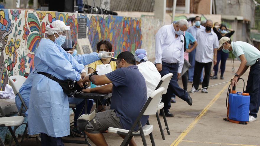 Guatemala cumple 16 meses de pandemia con un panorama "realmente complicado"