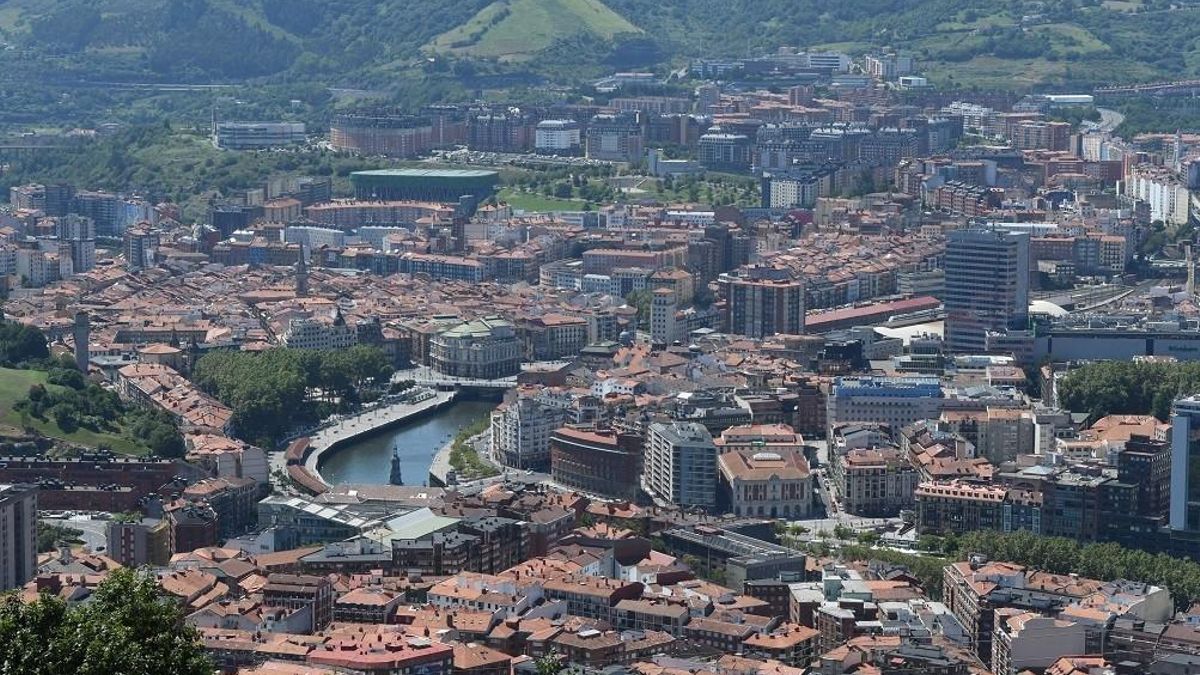Bilbao recomienda reducir las estancias en la calle y el ejercicio físico por el polvo sahariano