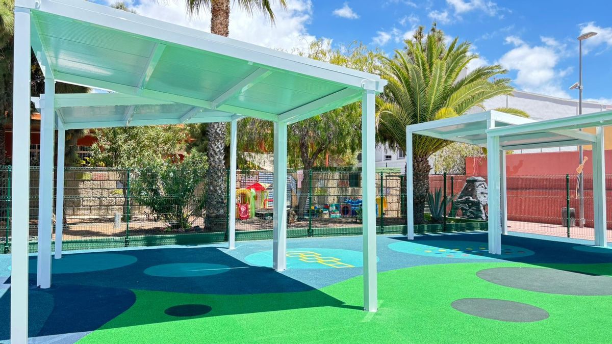 Espacio de sombra del CEIP Juan García Pérez.