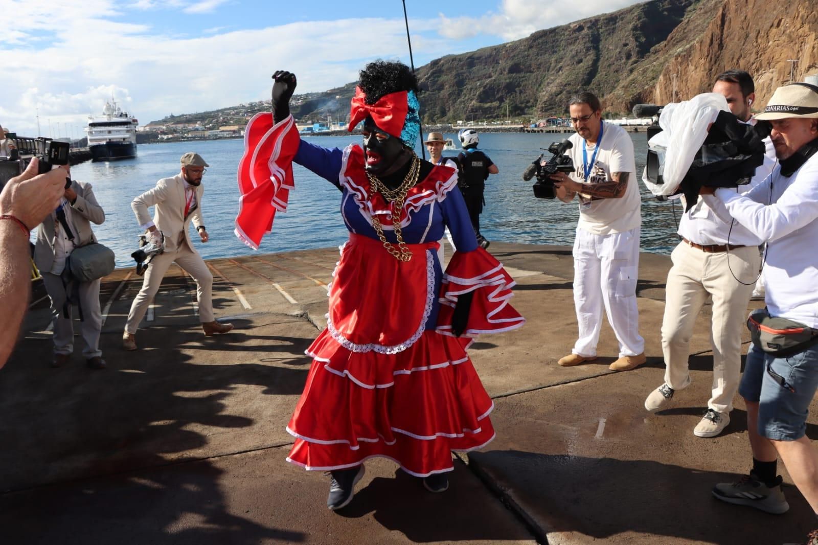 La Negra Tomasa a su llegada al Puerto. JOSÉ AYUT