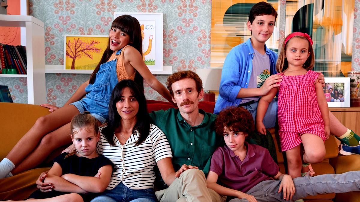 La familia de la versión televisiva de 'Padre no hay más que uno'