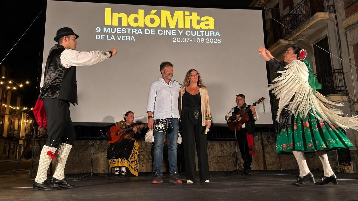 IndóMita reconoce a Tay Sánchez Antón y Néstor Costrafreda por llevar la identidad de La Vera al cine y la publicidad