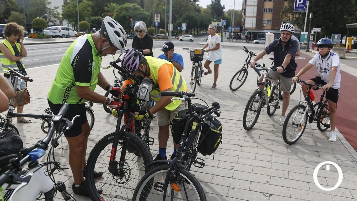 Manifestación de la Plataforma Carril Bici por una movilidad, saludable, segura y sostenible